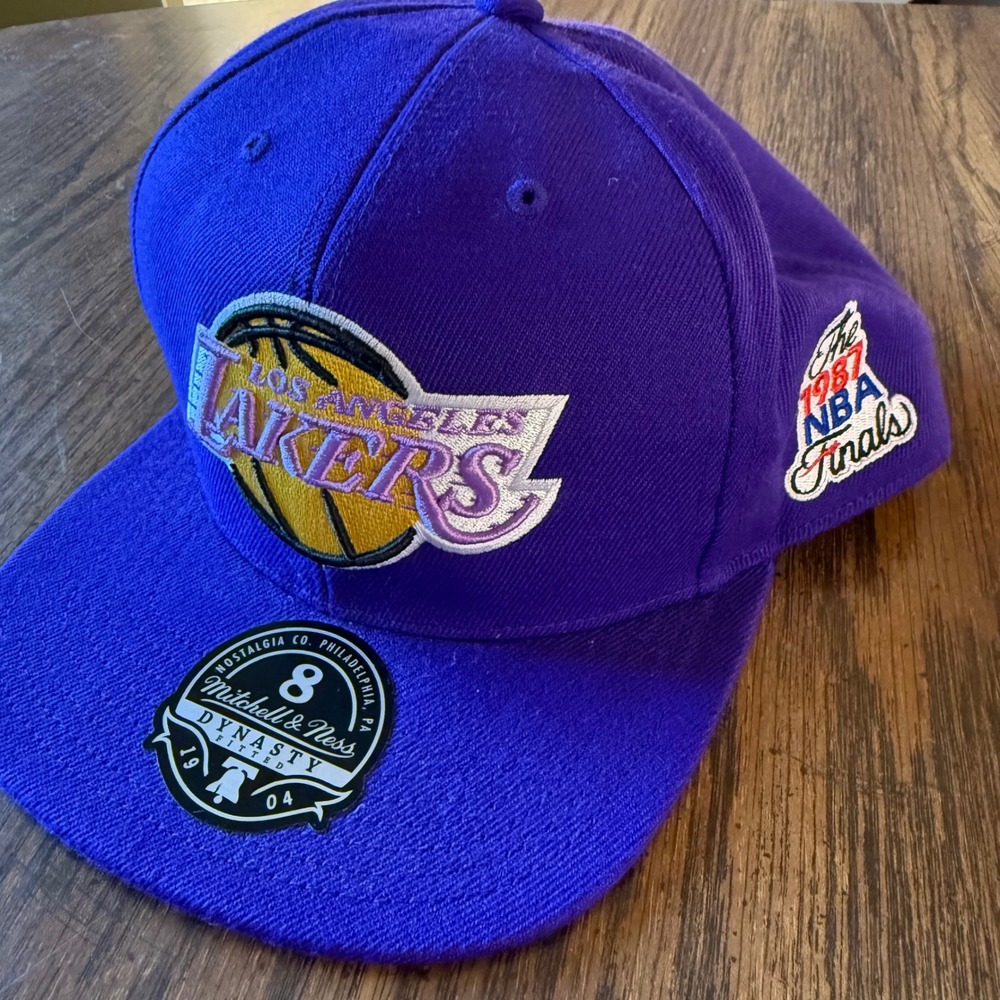 Mitchell & Ness Los Angeles Lakers 1987 NBA Finals Dynasty Fitted Hat Sz 8‎